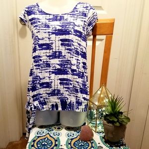 Anthropoligie short sleeve shirt